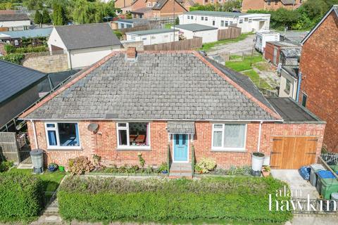 3 bedroom detached bungalow for sale, New Road, Royal Wootton Bassett SN4 7