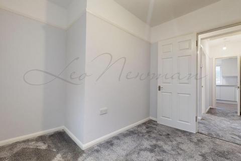 2 bedroom maisonette to rent, Riverside Gardens, Wembley, HA0