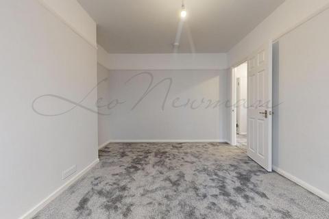 undefined, Riverside Gardens, Wembley, HA0