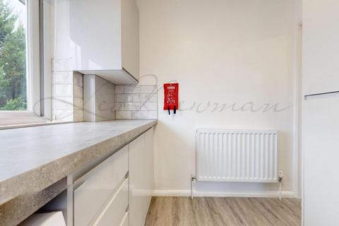 undefined, Riverside Gardens, Wembley, HA0
