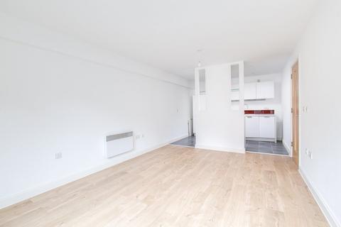 2 bedroom flat to rent, St. John's Walk, Birmingham B5