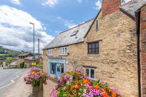 3 bedroom apartment for sale, High Street, Stroud