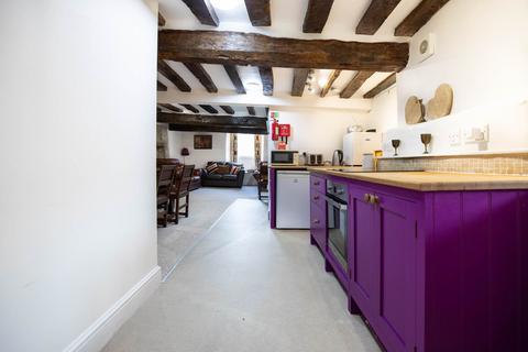 3 bedroom apartment for sale, High Street, Stroud