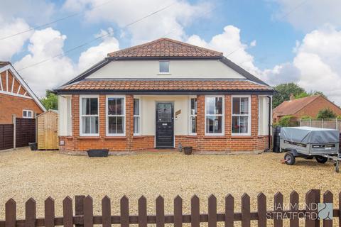 2 bedroom detached bungalow for sale, Neatherd Road, Dereham