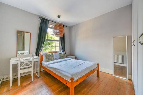 3 bedroom flat to rent, Orsett Stree, Kennington, London, SE11