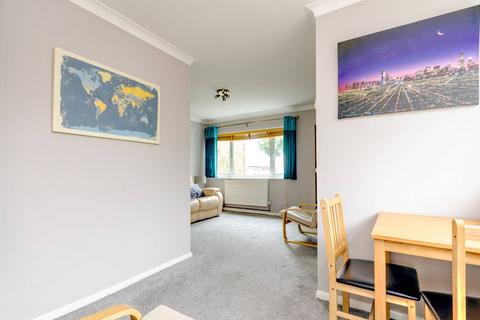 1 bedroom maisonette to rent, Priors Croft, Old Woking, Woking, GU22