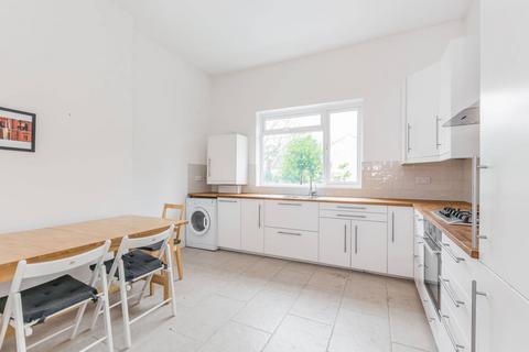 1 bedroom flat for sale, Romford Road, Forest Gate, London, E7