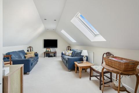 Beechwood Beeches Road, Farnham Common, Slough, SL2 3PR