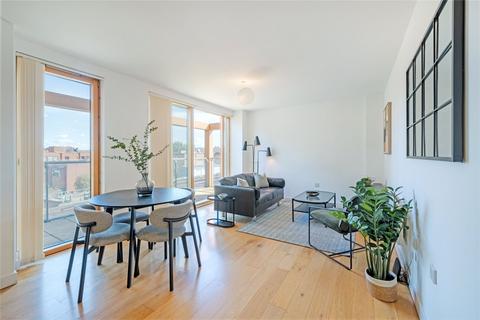 3 bedroom flat for sale, Crampton Street, Elephant and Castle, SE17