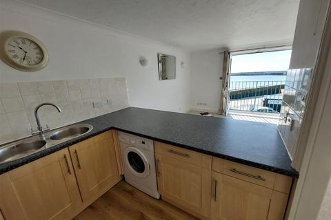 1 bedroom flat for sale, Harbour Point, The Stade, Folkestone