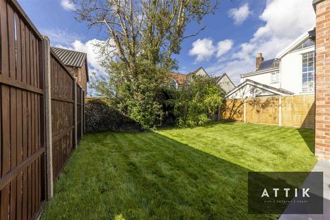 2 bedroom detached bungalow for sale, Edenside Drive, Attleborough