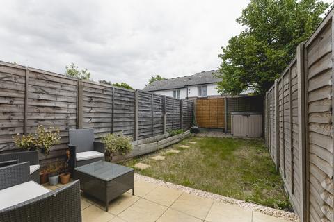 2 bedroom terraced house for sale, Wakelin Road, Stratford, E15