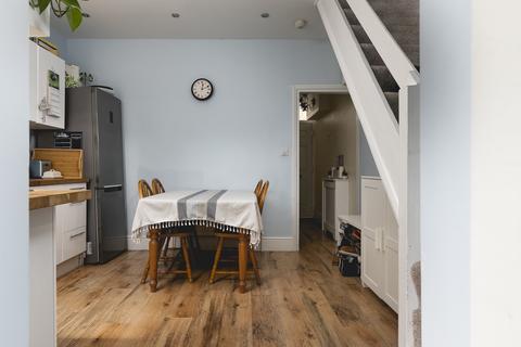 10 Wakelin Road, London, E15 3BH