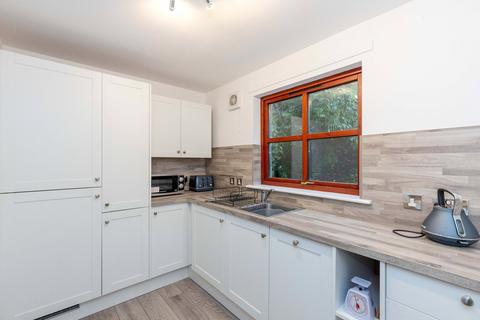 2 bedroom apartment to rent, West Werberside, Edinburgh, Midlothian