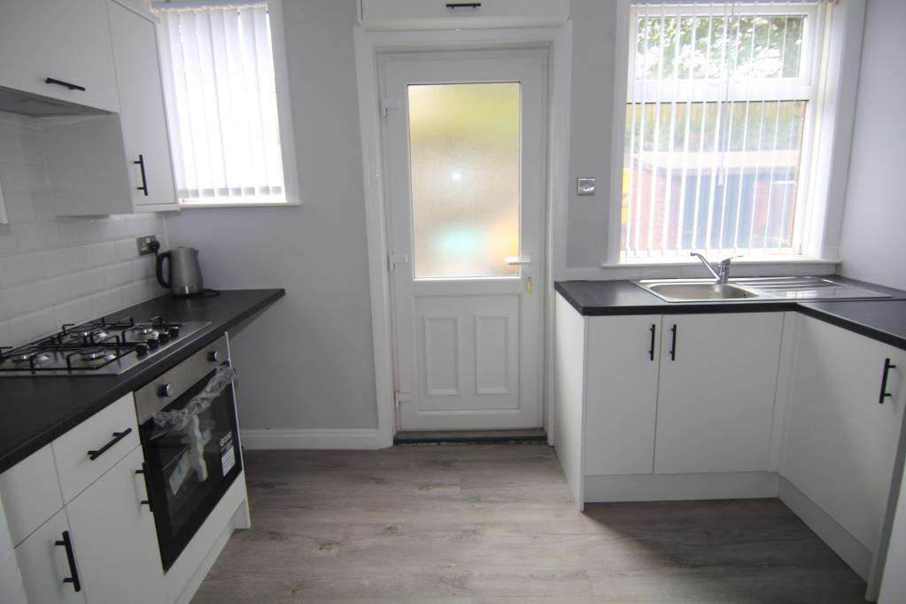 Front Street, Leadgate, Consett... 3 bed semidetached house to rent