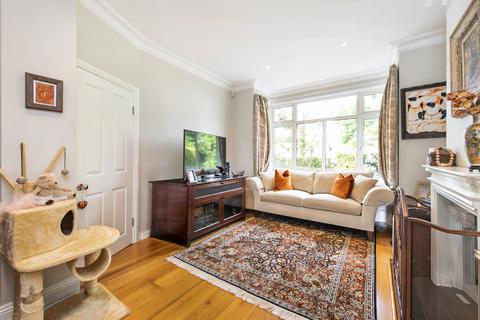 4 bedroom terraced house to rent, St. Margarets Road, Twickenham