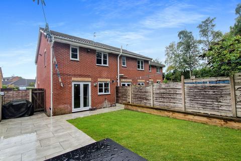 4 bedroom semi-detached house for sale, Lawndale Drive, Manchester M28