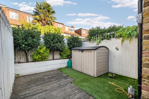 2 bedroom terraced house to rent, Worple Street, East Sheen, London