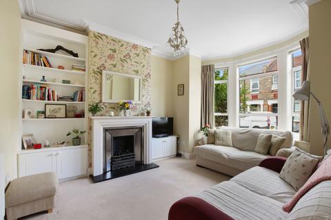 23 Kitchener Road, London, N2 8AS