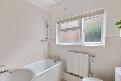 23 Kitchener Road, London, N2 8AS