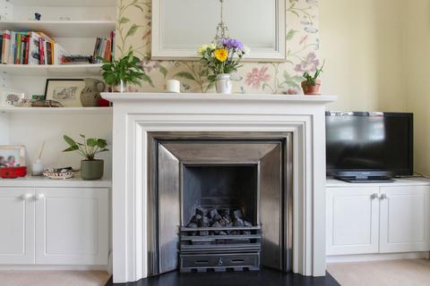 23 Kitchener Road, London, N2 8AS