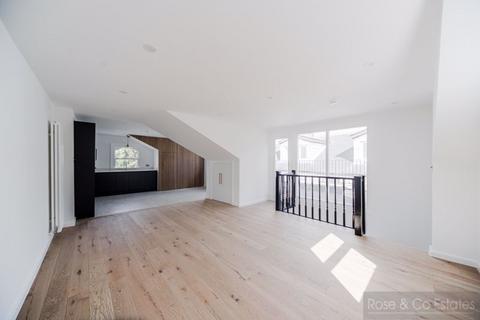 3 bedroom duplex for sale, Priory Terrace South Hampstead , London