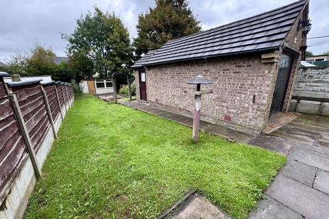 2 bedroom semi-detached house to rent, Coronation Road, Congleton