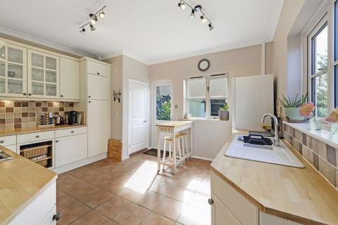 3 bedroom end of terrace house for sale, Sussex Road, Tonbridge, TN9 2TP