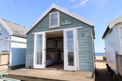 Mudeford Sand Spit, Hut 142