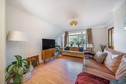 3 bedroom semi-detached house for sale, Barn Crescent, Riddlesdown, Purley