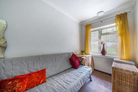 6 Barn Crescent, Purley, CR8 1HX