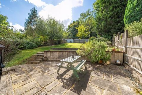 6 Barn Crescent, Purley, CR8 1HX