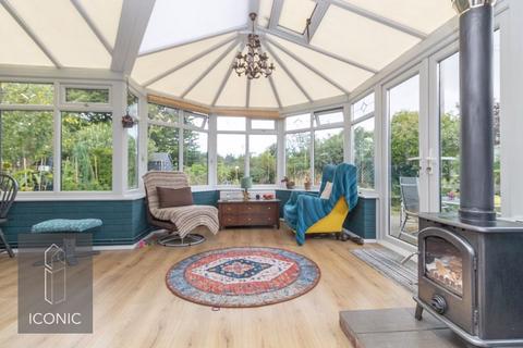 3 bedroom detached bungalow for sale, Taverham Road, Felthorpe, Norwich