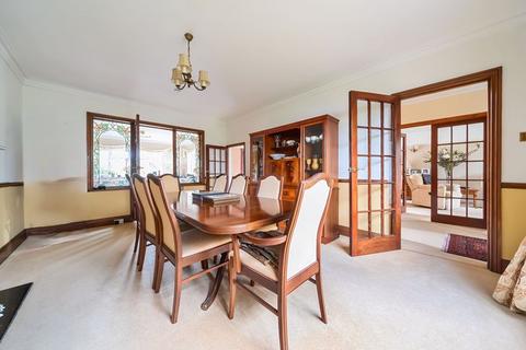 15 Fairlight Road, Hythe, CT21 4AD