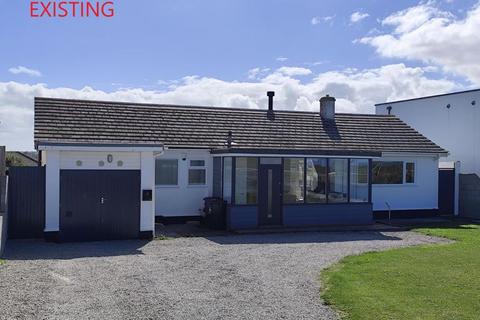 3 bedroom detached bungalow for sale, Pentire Avenue, Newquay TR7