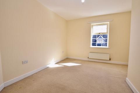 12 Bridgewater Way, Ravenfield, Rotherham, S65 4GH