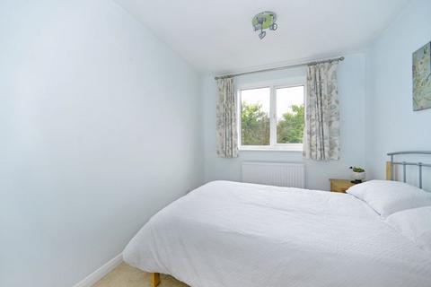 29 Elm Park, Cranleigh, GU6 8UG