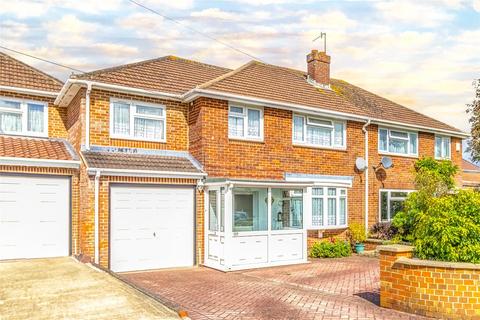 4 bedroom terraced house for sale, Eastern Avenue, Swindon SN3