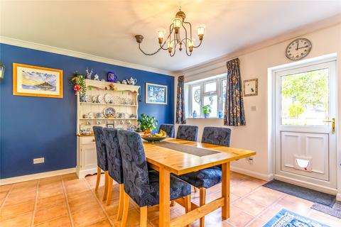 4 bedroom terraced house for sale, Eastern Avenue, Swindon SN3