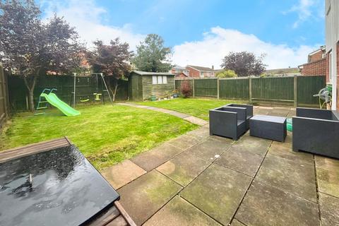 4 bedroom detached house for sale, Kirkby Road, Leicester LE9