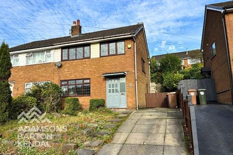 3 bedroom semi-detached house to rent, Harewood Way, Rochdale