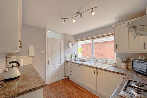 5 Chase Vale, Burntwood, WS7 3GD