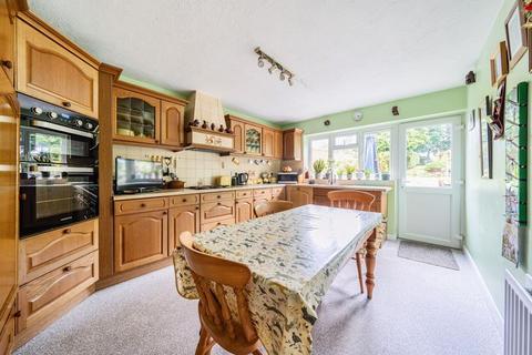 4 bedroom detached house for sale, Ropley