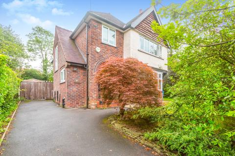 4 bedroom detached house to rent, Woodhead Drive, Hale, WA15