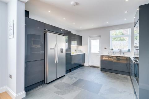 21 Midland Road, Baildon, Shipley, BD17 6AT