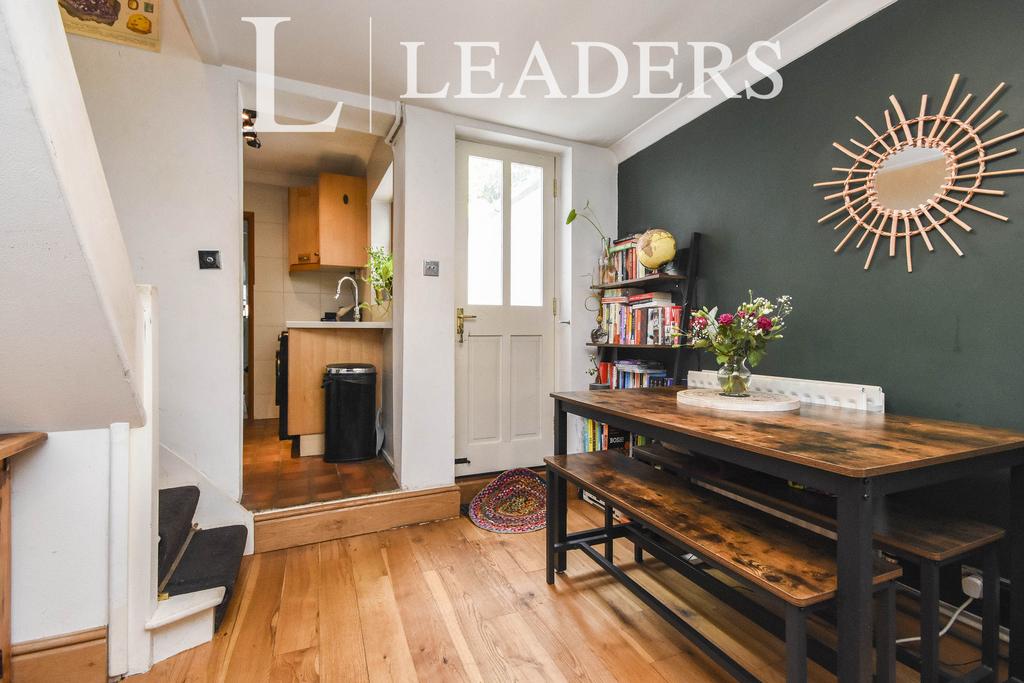 Stansted Road, Stortford, CM23 2 bed terraced house to rent £