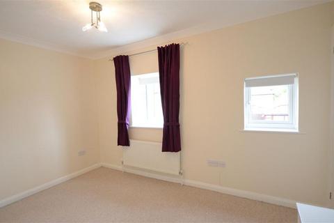 1 bedroom end of terrace house to rent, Mill Corner, Fleet