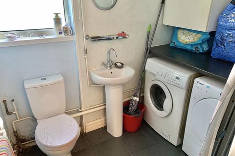 3 Heol Caredig, Tonna, Neath, SA11 3LQ