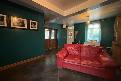 4 Bellvue Road, Llanelli, SA14 9LN