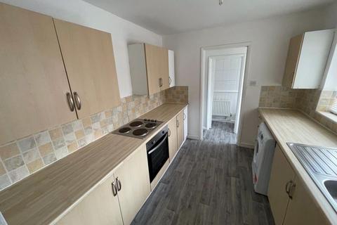 2 bedroom terraced house to rent, Thomas Street, Shildon